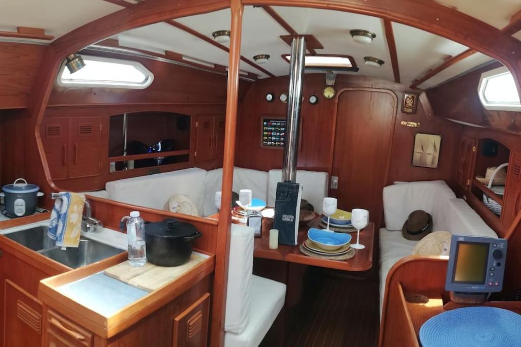 Boat-Apartamento Flotante Cadiz.. La Juanita Arroyo エクステリア 写真